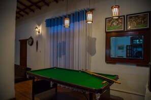 Billards