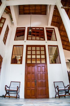 Entrada de la propiedad