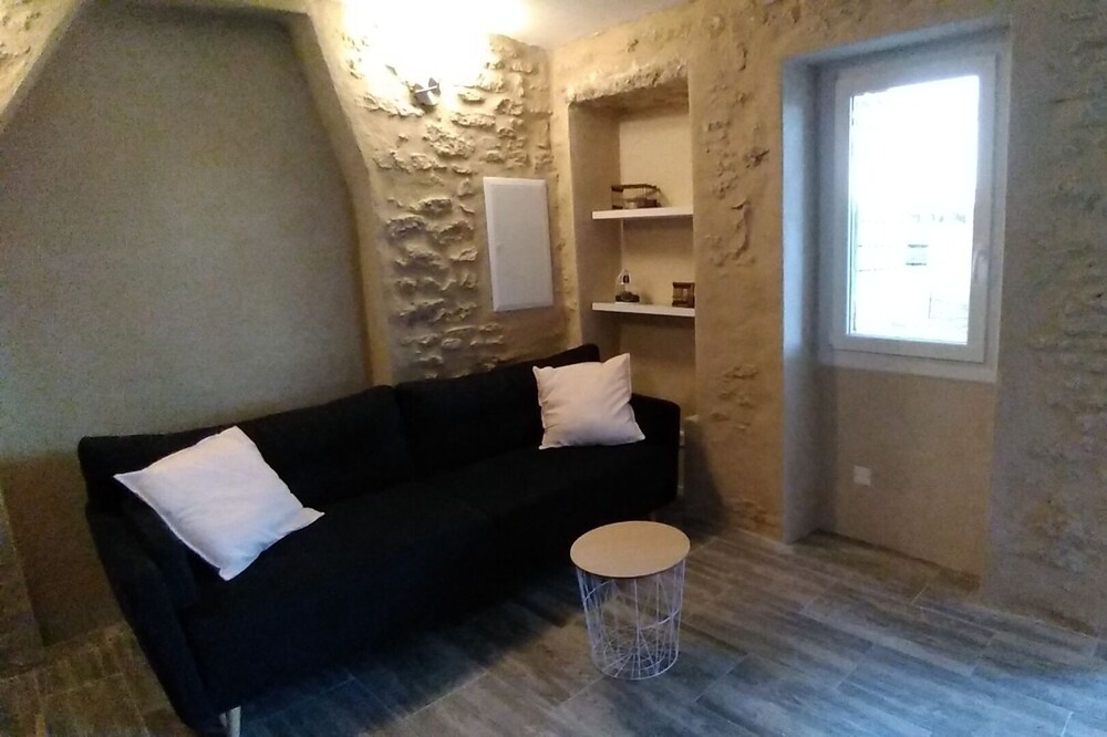 Cottage in the countryside 10 minutes from Isle sur la Sorgue