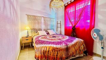 8 dormitorios, cuna de viaje, wifi y ropa de cama