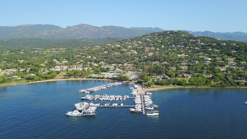 Exceptional Studio Seaside - Casa Bersim 2