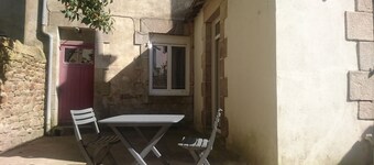 Pleasant comfortable studio with private courtyard