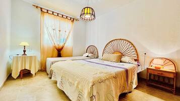 4 chambres, fer et planche Ă repasser, Wi-Fi, draps fournis