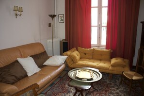 Télévision, espaces bureaux