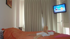 1 Schlafzimmer, Zimmersafe, Bügeleisen/Bügelbrett, kostenloses WLAN
