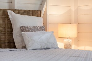 2 bedrooms, free WiFi, bed sheets - Case Coco (Le Marin)