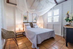2 bedrooms, free WiFi, bed sheets - Case Coco (Le Marin)