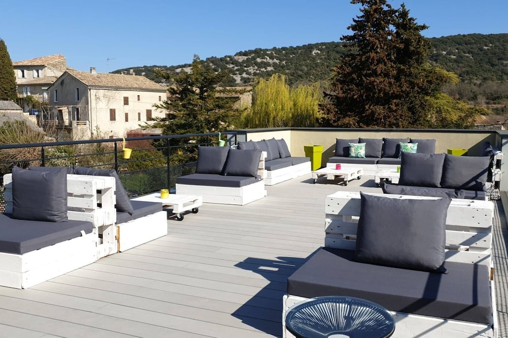 Group accommodation 50 places in the Côtes du Rhône between Gard and Ardèche