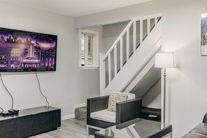 Fireplace - Snowline Cabin #49 - Hot Tub - WiFi - Fireplace (Glacier)