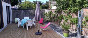 Jullouville、ビーチから200mのヴィラ、お店に近い。 快適さとリラックス！