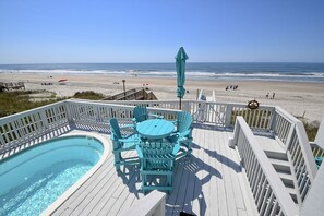 Outdoor dining - 6 bed/6 baths, elevator, Oceanfront, private pool, linens & towels included!!! (Ocean Isle Beach)