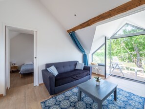 Smart TV, books, offices