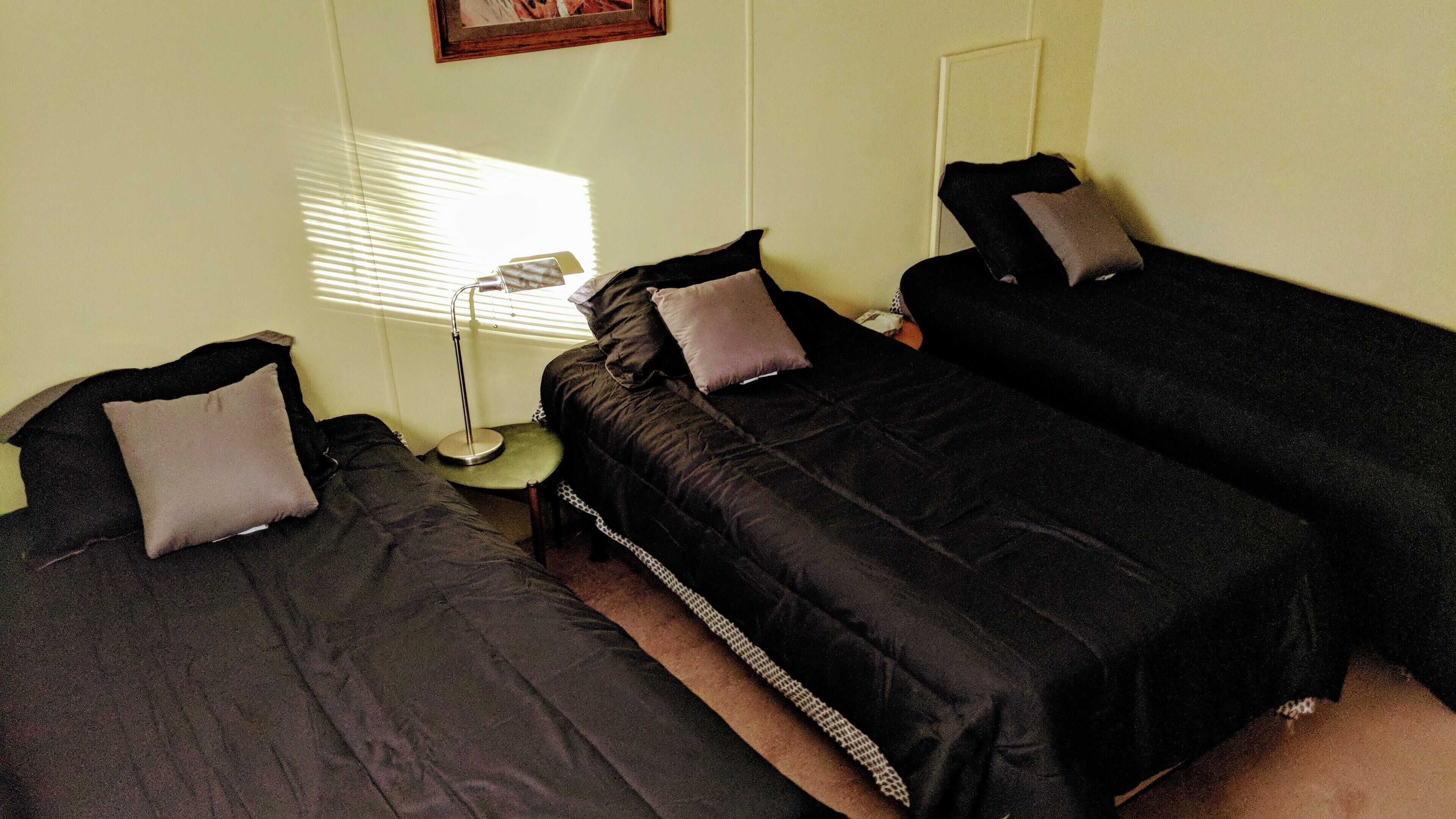 Lake Kerr Canal Front Home with Fireplace in the Heart of Ocala National Forest