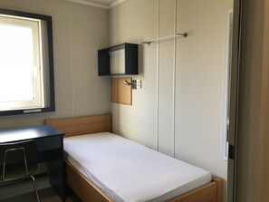 Free cots/infant beds, free WiFi