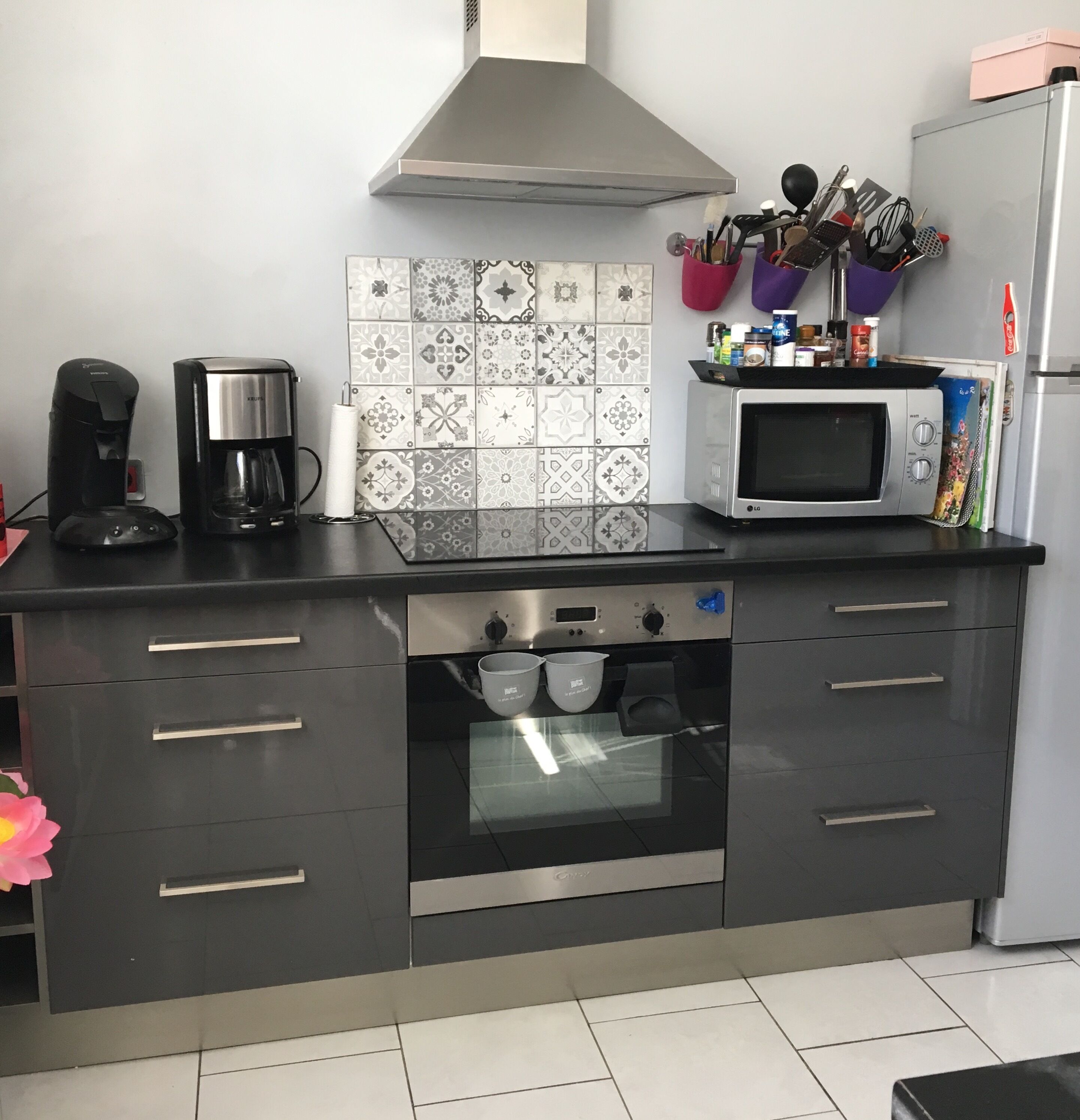 cuisine (four, micro ondes, plaques, senseo, bouilloire...