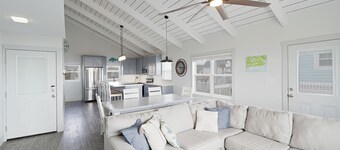 "Knot On Call" - Luxury Oceanfront Home, 4 Bedrooms / 2 Bathrooms