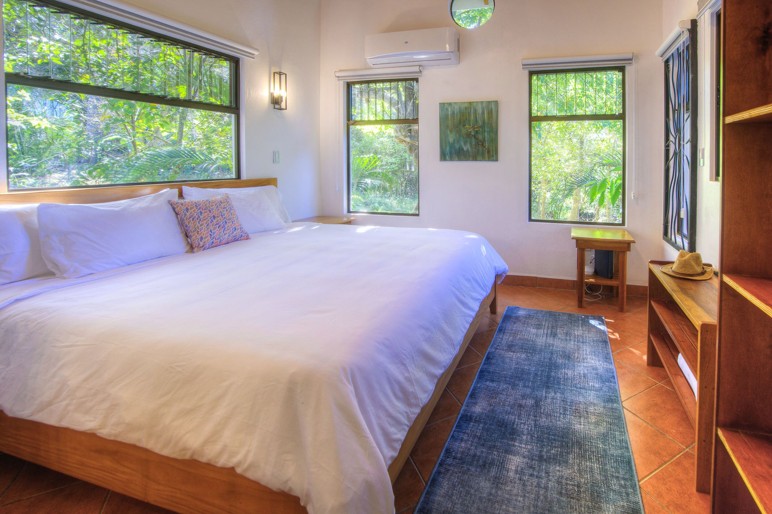 5 chambres, coffres-forts dans les chambres, bureau, Wi-Fi gratuit