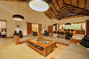 7 Schlafzimmer, Zimmersafe, Bügeleisen/Bügelbrett, kostenloses WLAN