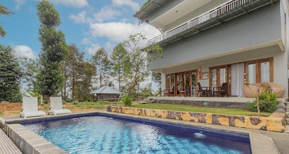 Mandhasativa Homestay