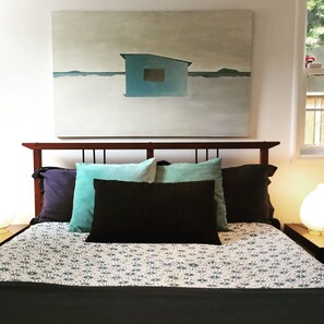1 chambre, bureau, fer et planche à repasser, Wi-Fi gratuit