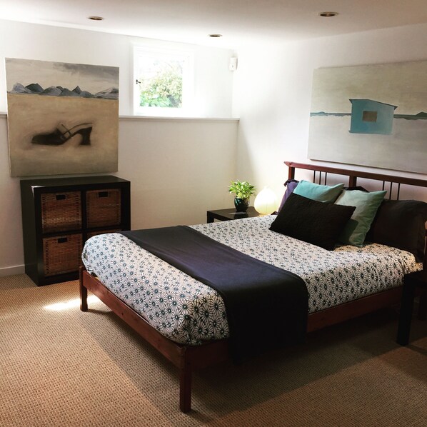 1 chambre, bureau, fer et planche à repasser, Wi-Fi gratuit