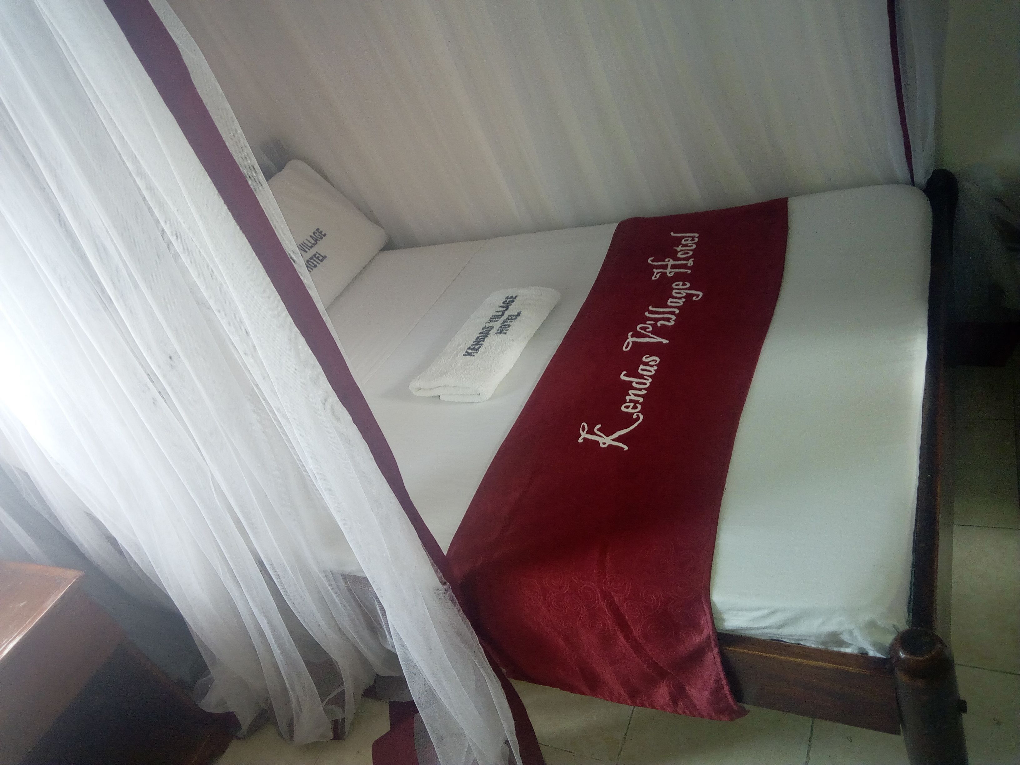 Free WiFi, bed sheets