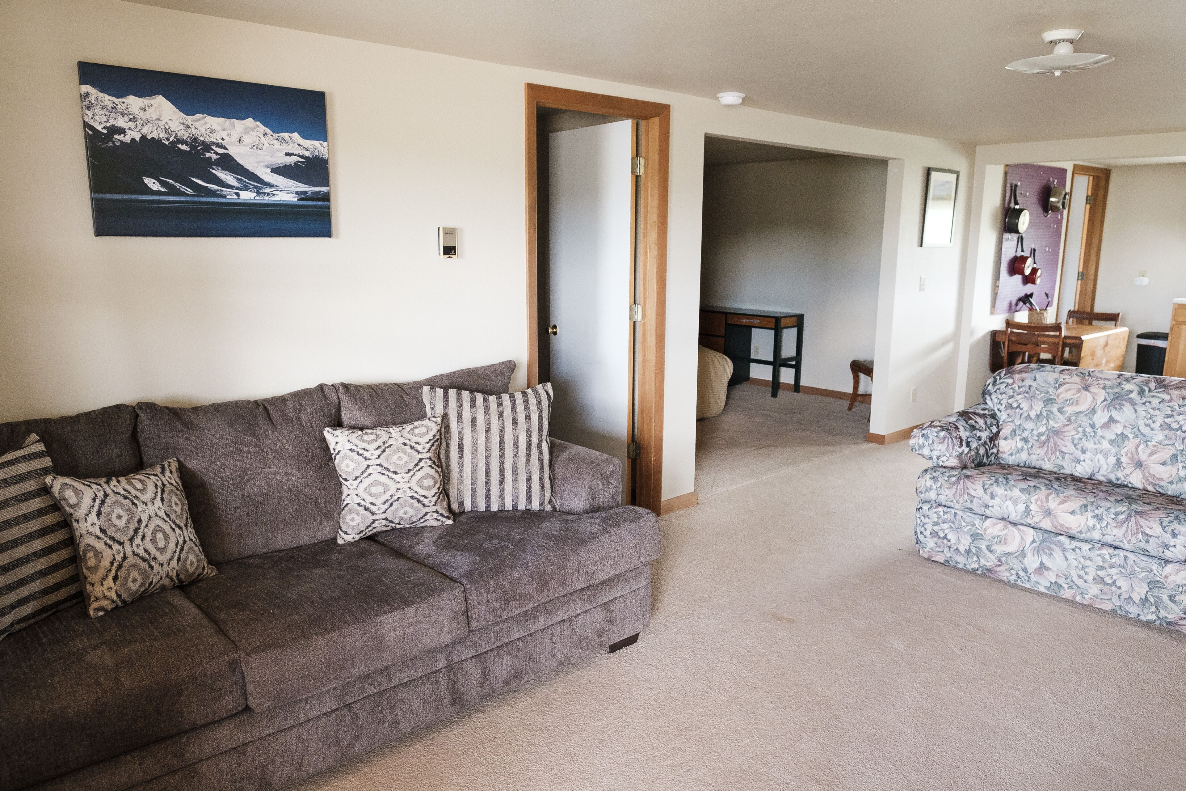 Kremmling Base Camp Apt. 2 Clean and Cozy apartment to base out of