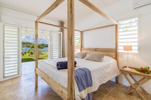 4 bedrooms, in-room safe, iron/ironing board, free WiFi