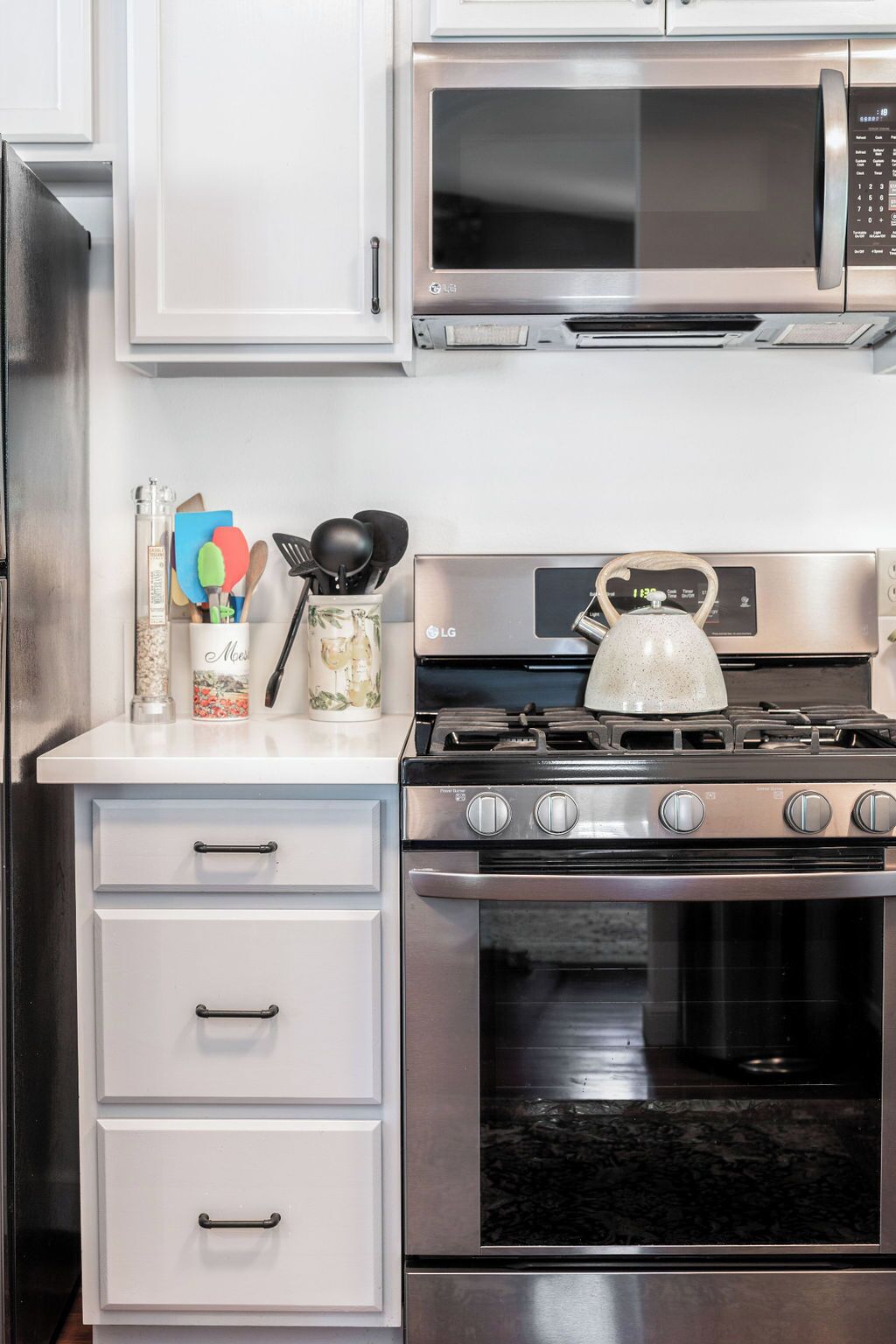 Perched above yet just steps from the Restaurants and Wine Tasting of Los Olivos