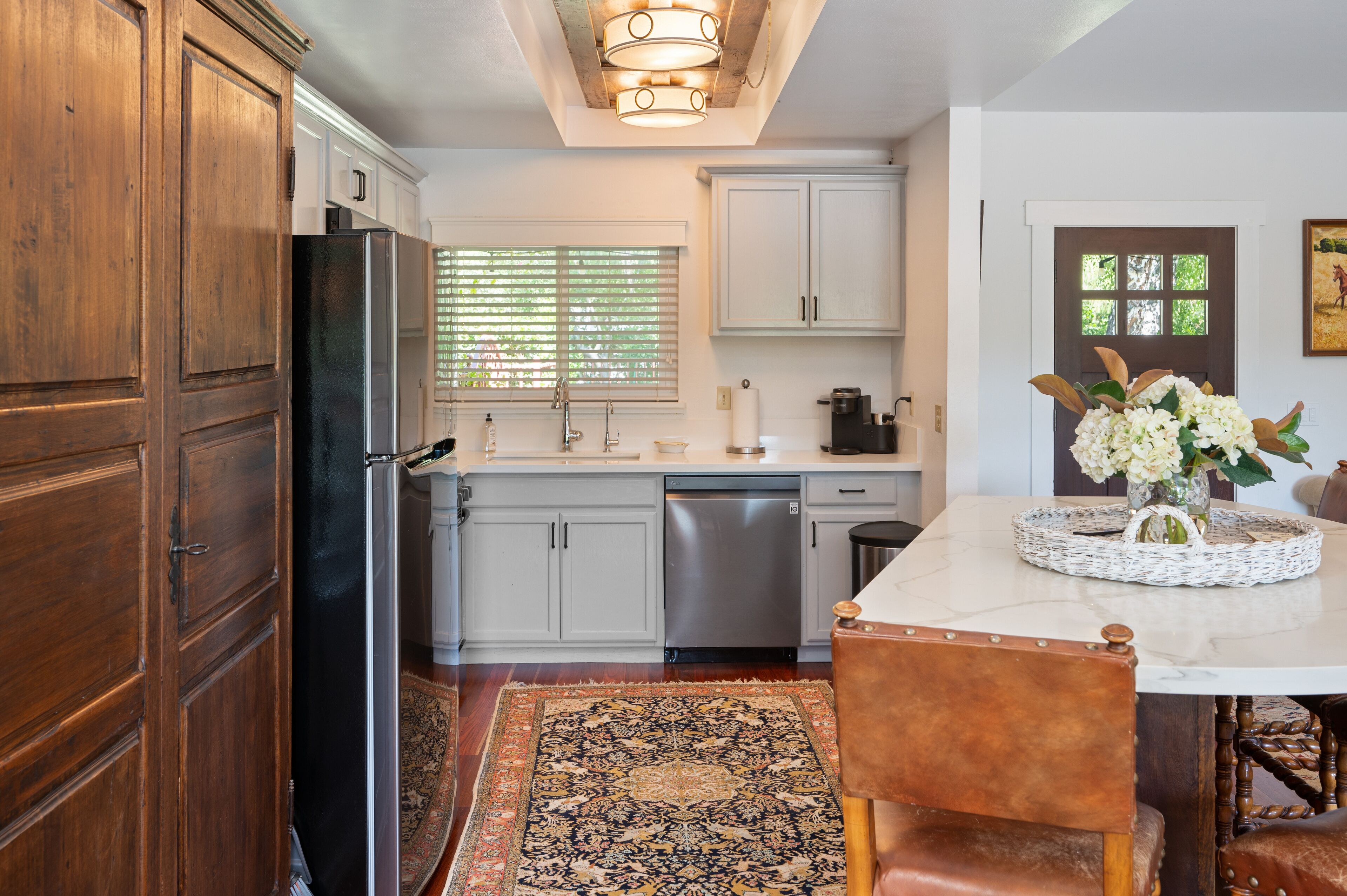 Perched above yet just steps from the Restaurants and Wine Tasting of Los Olivos