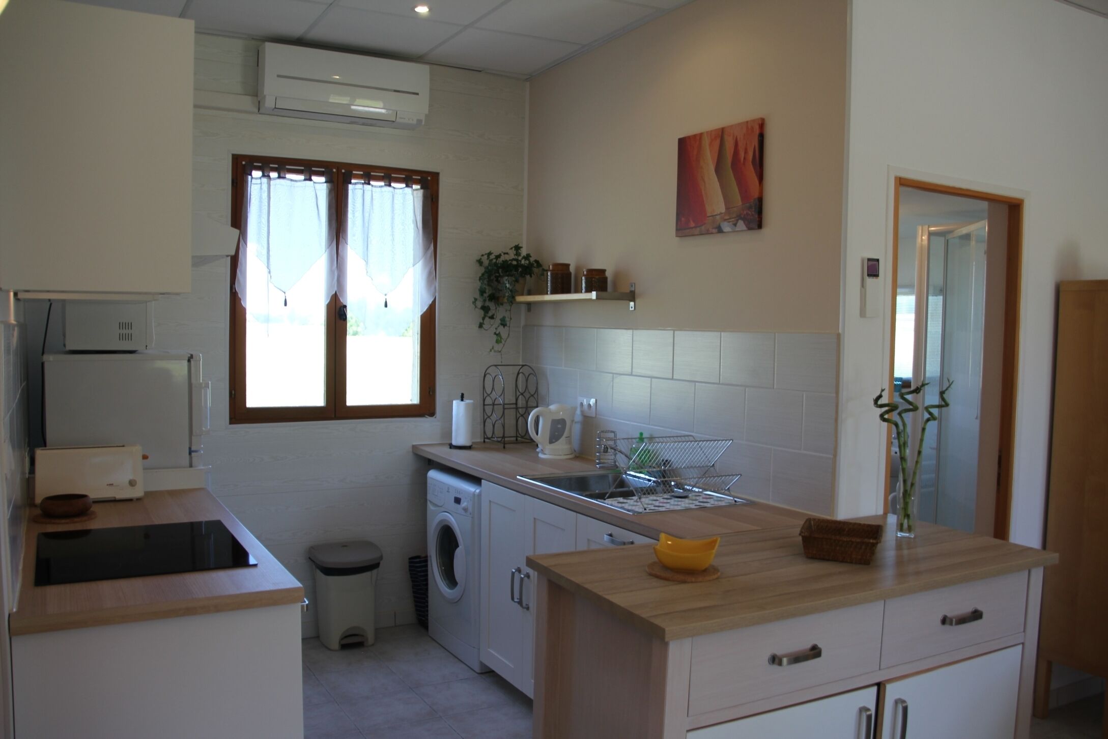 En Rouger Le Grain d'orge gîte (2 bedrooms, air conditioned, heated pool, sauna)