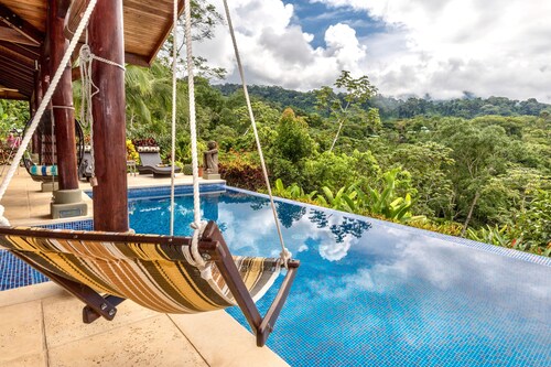 Alkeistasoiset alennetut hinnat Luksus-ja mukava koti Outstanding Valley View