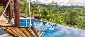 Tarifs réduits d'introduction Luxe et maison confortable avec vue exceptionnelle sur la vallée