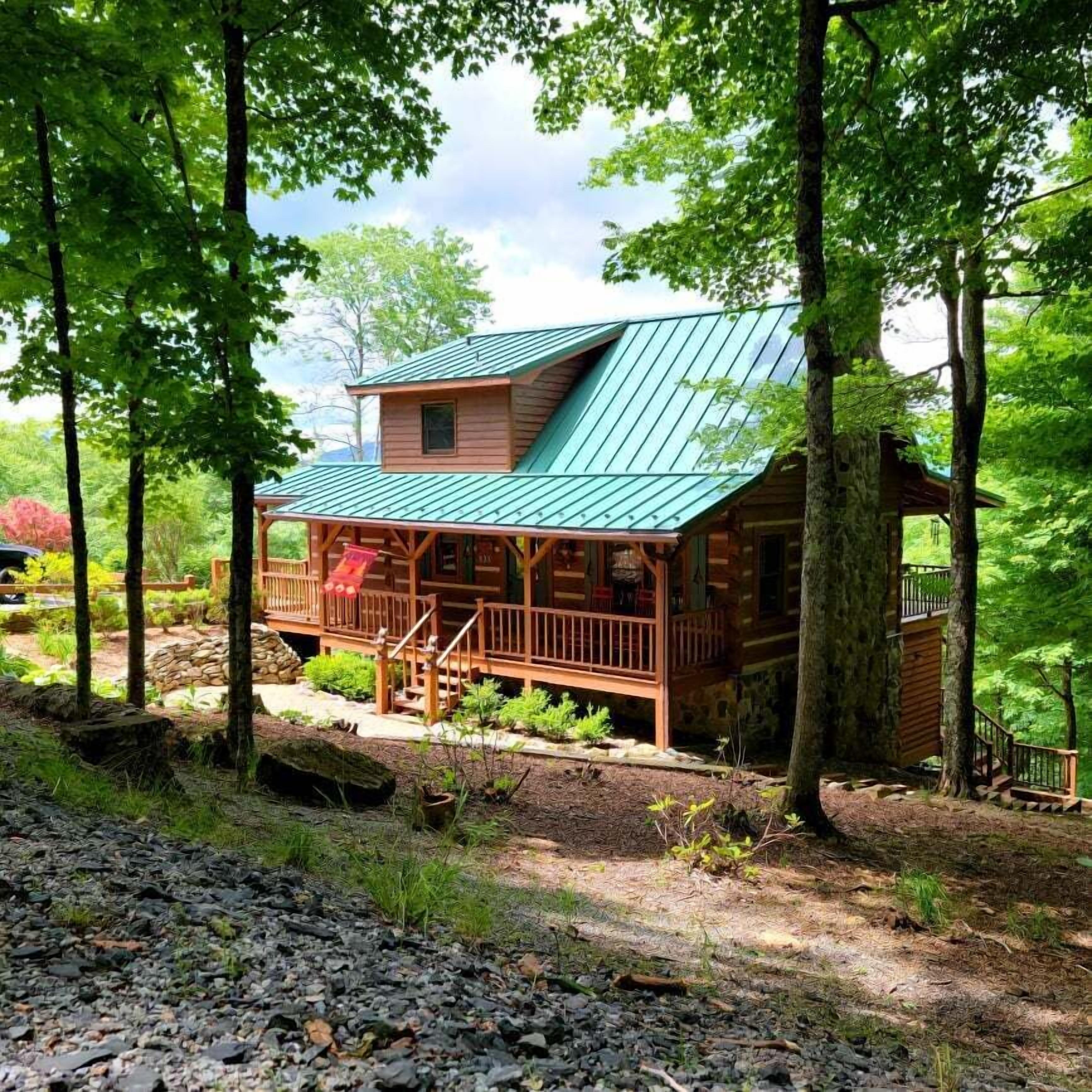 Classic Log Cabin w/ Secluded Mountain Views!