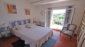 2 bedrooms, free WiFi - House for 4/6 people – Sea view – Swimming pool residence – Air conditioning – Wifi –... (STE MAXIME)