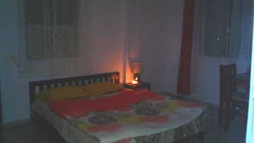 2 bedrooms, in-room safe, iron/ironing board, WiFi