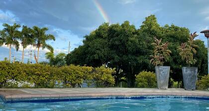 Casa de recreo para 25 con hermoso paisaje, Eje Cafetero Colombia.