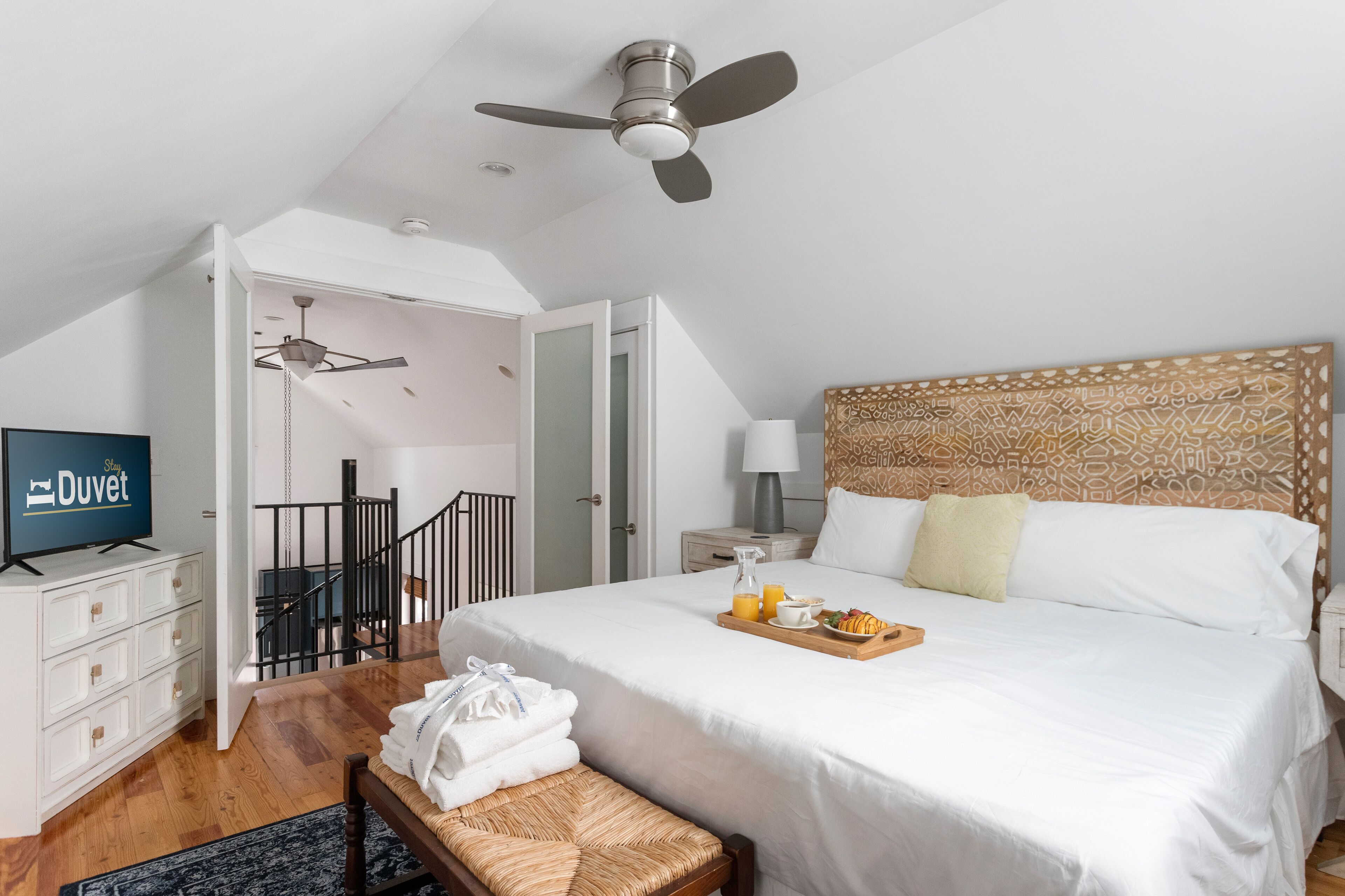 Little Palm | Modern Getaway Walkable Neighborhood