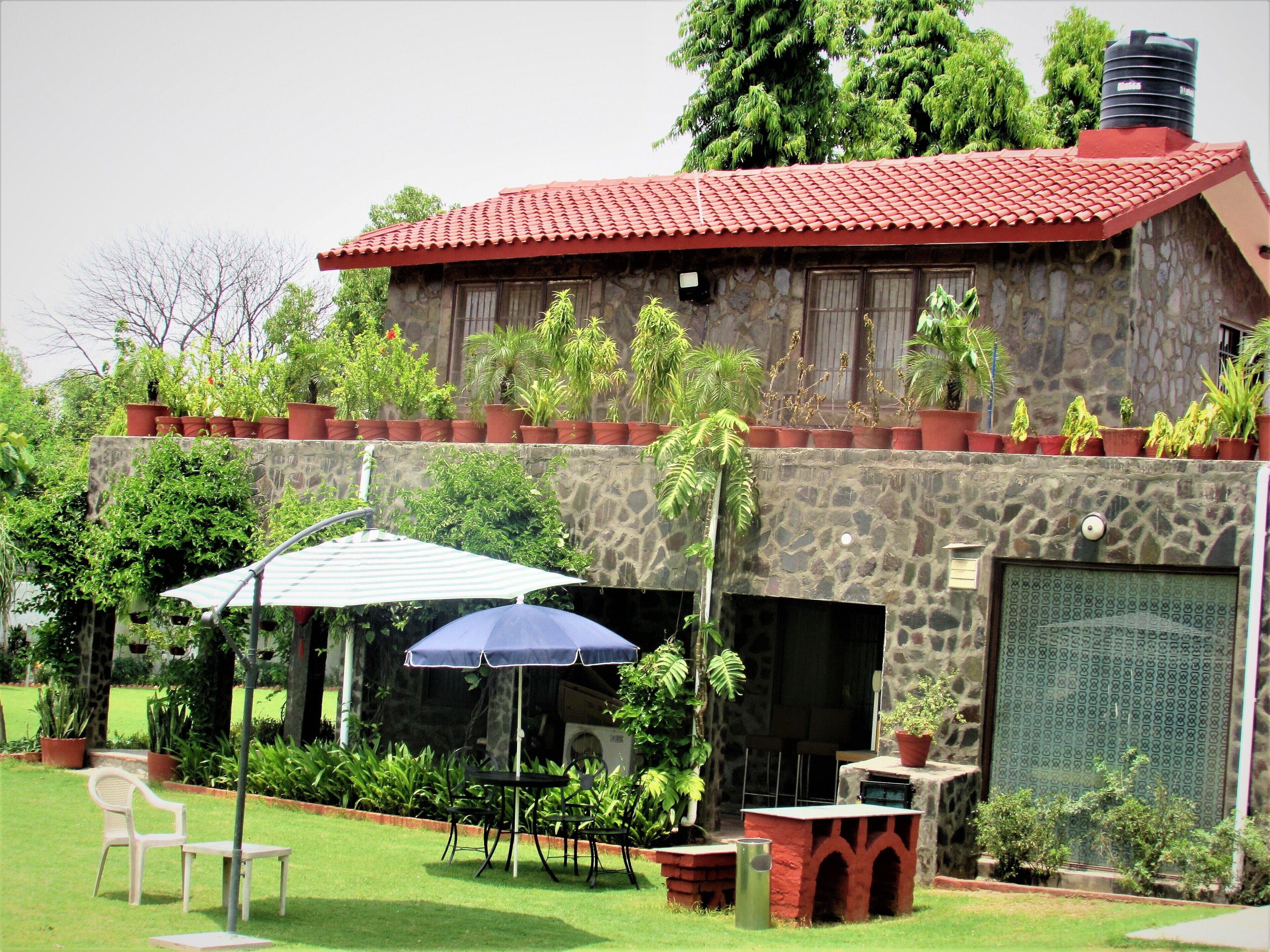 Enceinte de l’hébergement