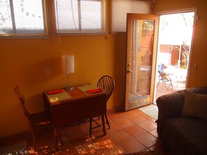 Interior - Unique room design near University, Downtown, 4th Avenue (Tucson)