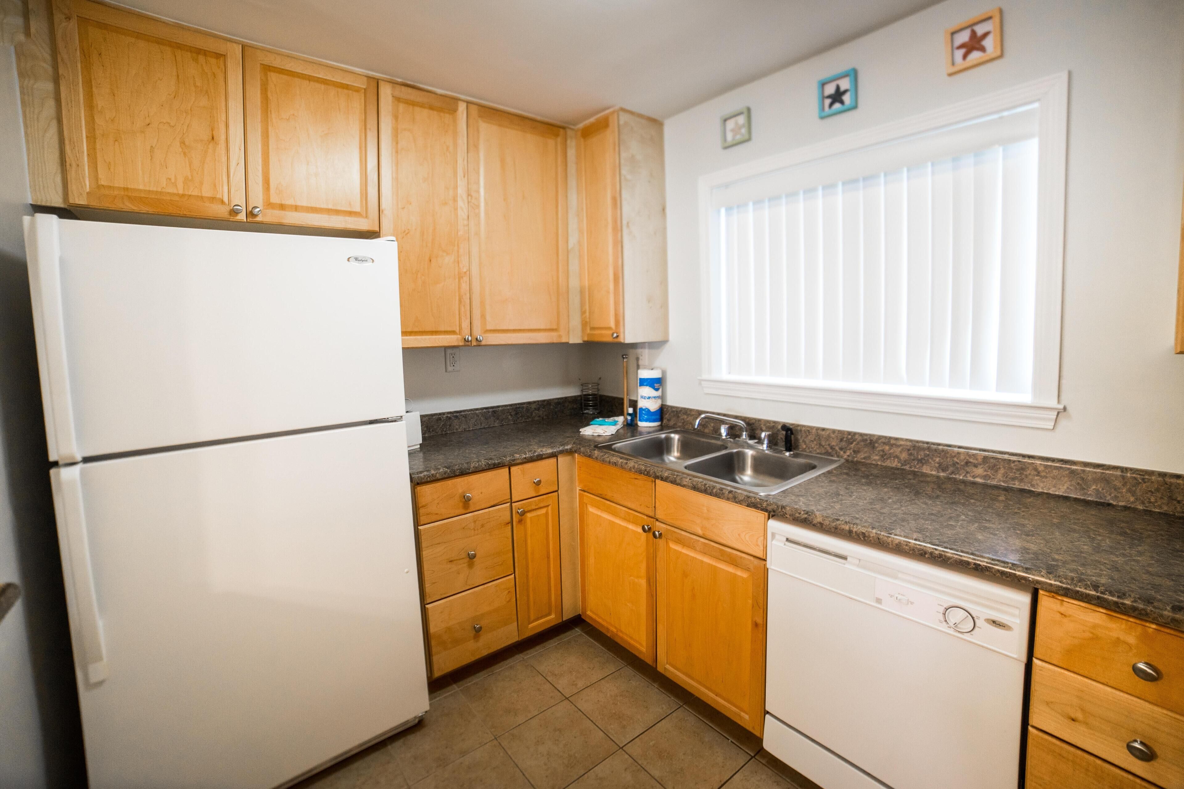 2BR / 2BA | Waterfront 2nd Floor Condo B23 | Beautiful Views | Boat Docks