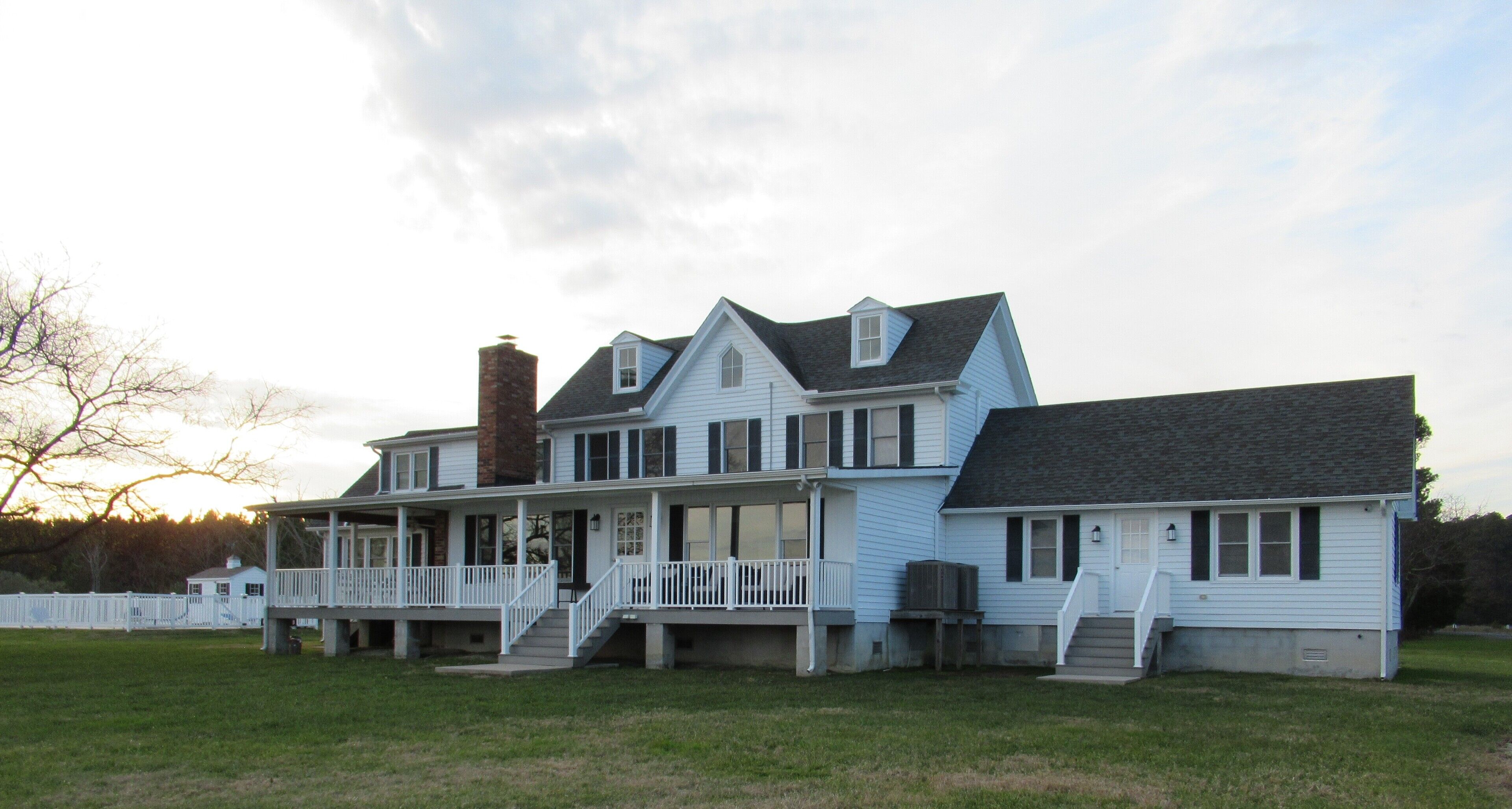  Weddings/Reunions/Corp & Private Retreats 22 Acre Chesapeake Waterfront Estate