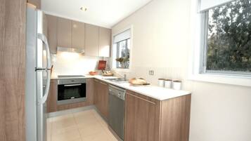 Microwave, stovetop, dishwasher