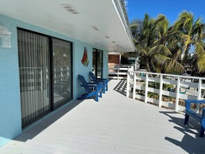 Terrace/patio - 7 Seas Bring your boat.<br>This is a pet friendly home. A pet fee and approval of your pet is required. (Little Torch Key)