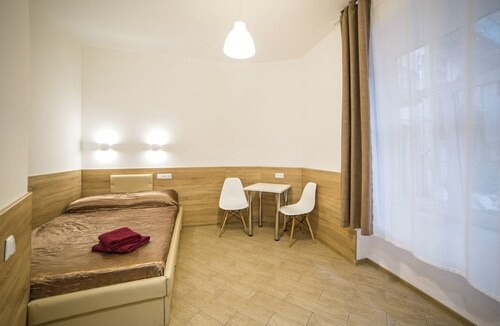 Smart Apartment Chornovola 21b