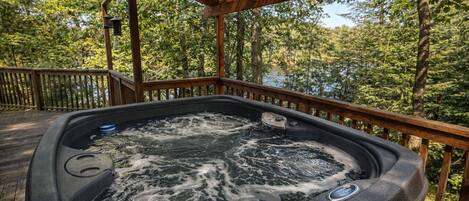 Baignoire à remous extérieure