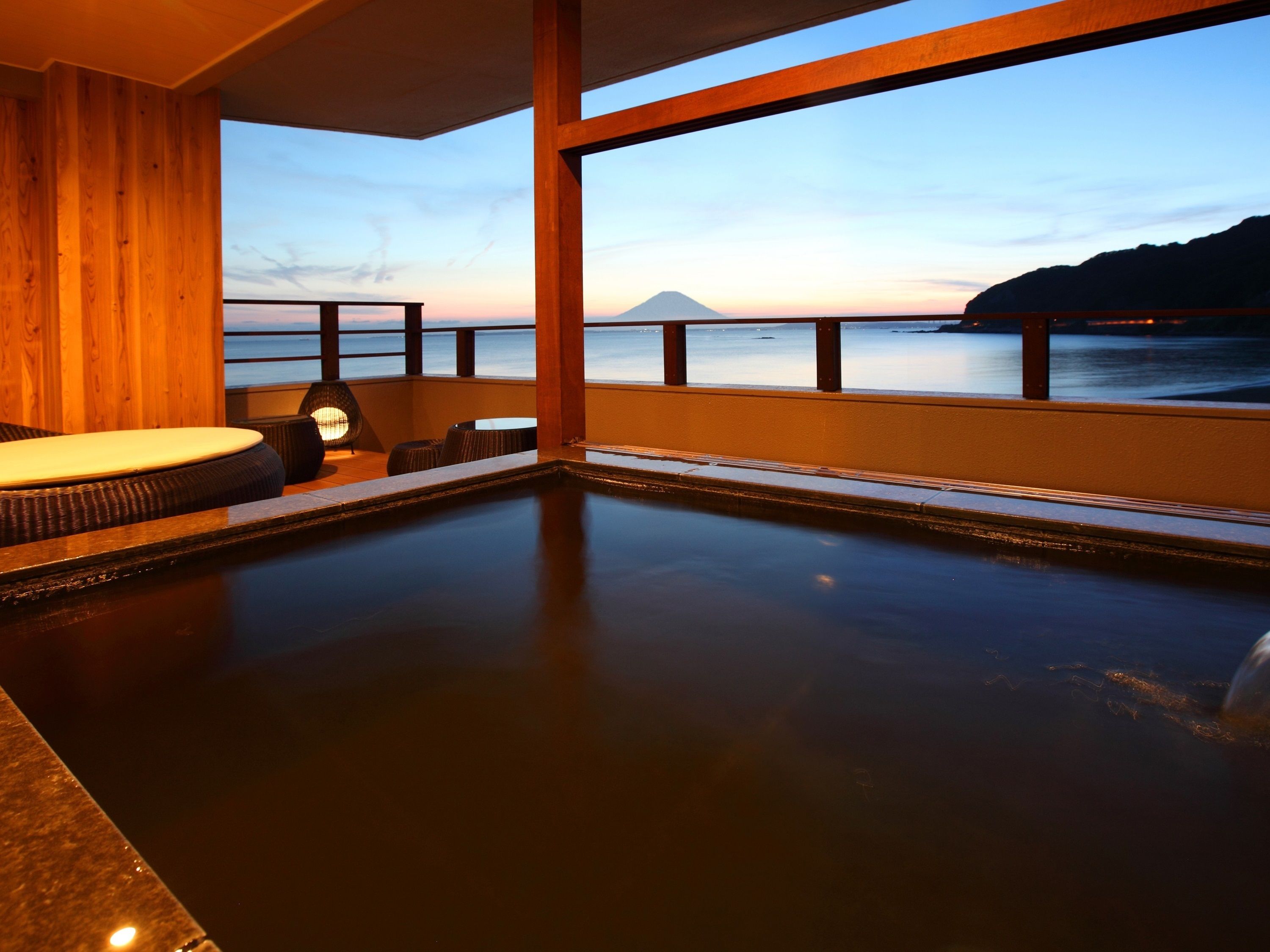 Premium Room 3F with Hot Spring | Bathroom | Free toiletries, hair dryer, slippers, electronic bidet
