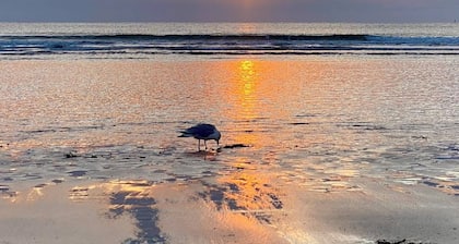 # 426 Seaglass Village Resort. Muy cerca de todas las comodidades y casa club!