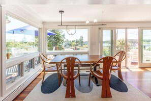 Dining - Gardenwalk Crest, Elevated Harbor Views, Deck and Village Setting (Port Clyde)