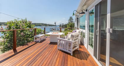 Uusi listaus: Gardenwalk Crest & Dock House